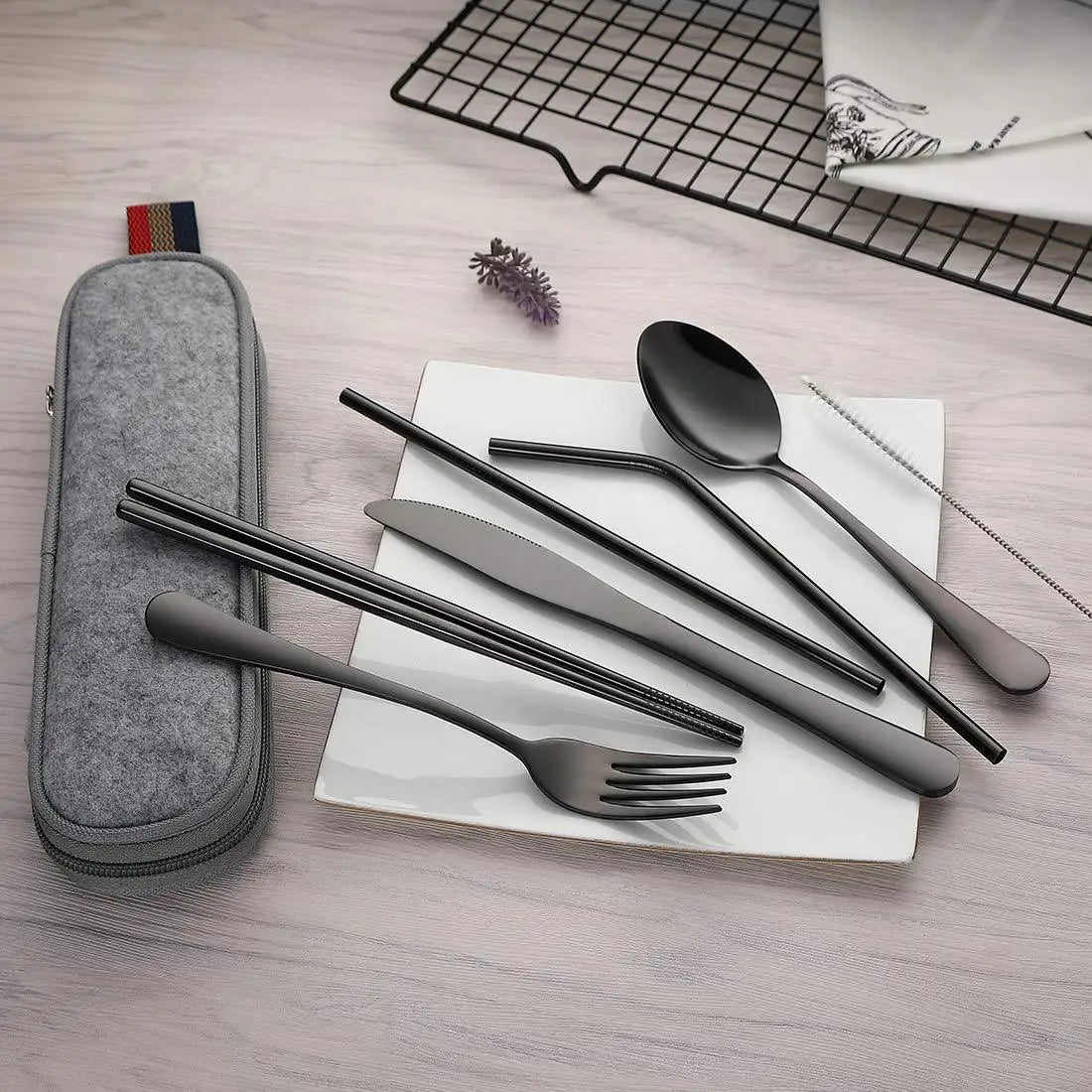 8Pcs/set Tableware Reusable Travel Cutlery Set